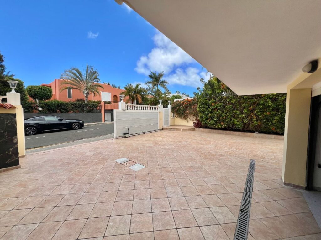 Villa en Venta en Golf Costa Adeje